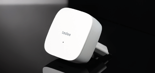 adapter, charger, plug, usb-c, white